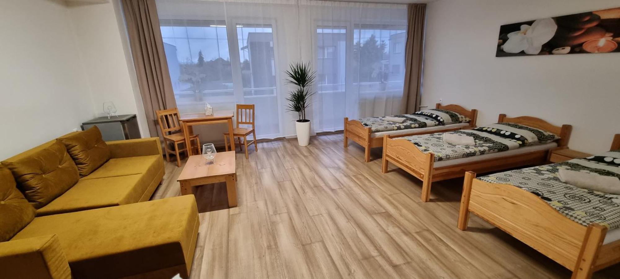 Ubytovanie Funstar Topoľčany المظهر الخارجي الصورة
